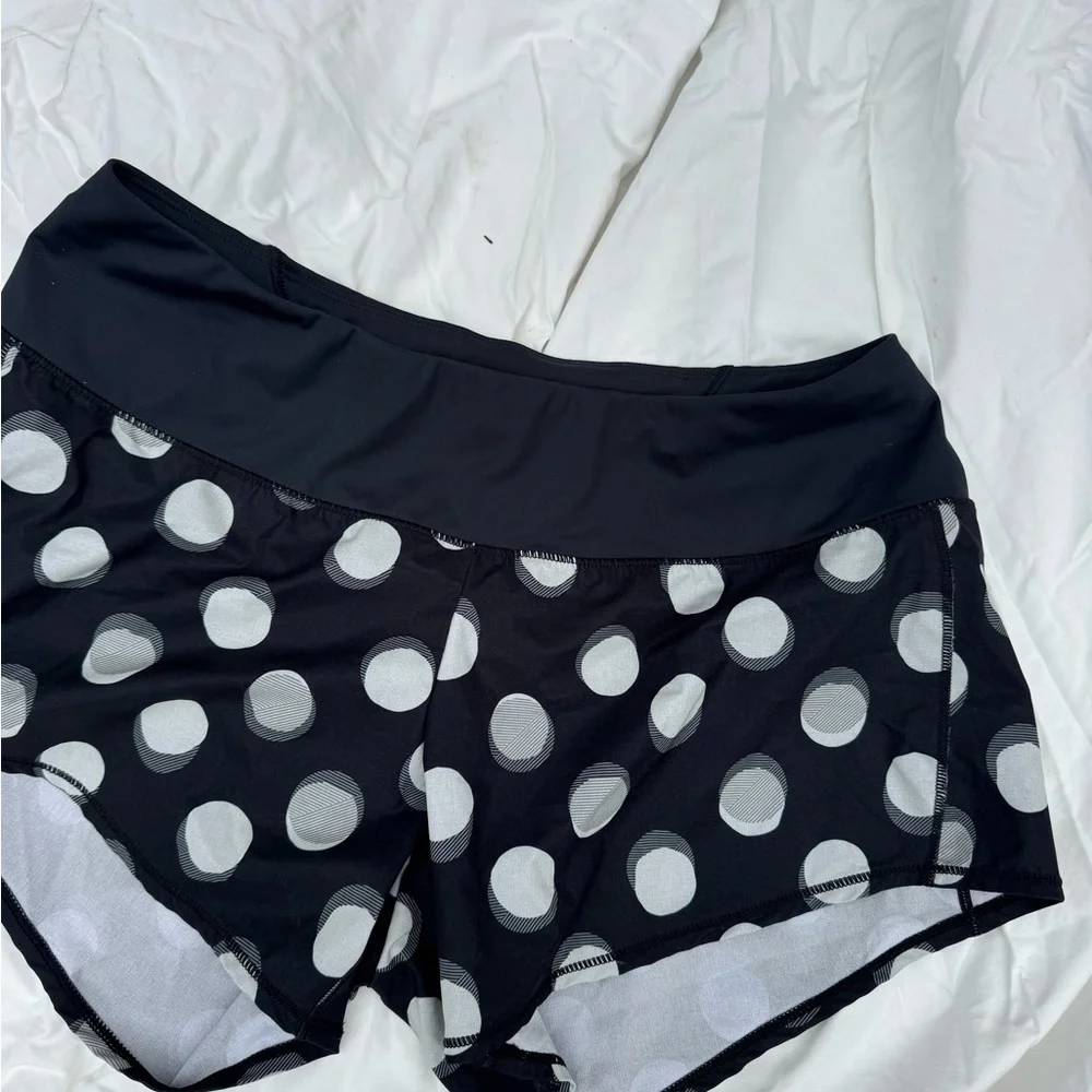 Oiselle Athletic Shorts - Picture 3 of 8
